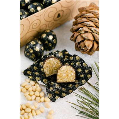 Кедровый грильяж Классический / шоу-бокс / 540 г / ТМ Сибирский кедр