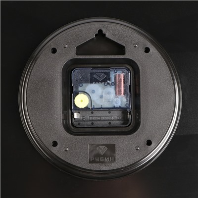 Часы настенные, интерьерные «Стиль со вставкой», бесшумные, d=39 см, от батарейки 1×AA