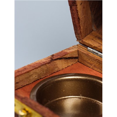 УЦЕНКА Подставка под благовония в форме пирамиды «Джали», 9×9×15.5 см, дерево шишам