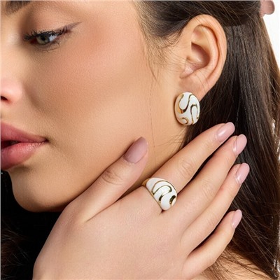 Комплект ювелирной бижутерии Итальянское золото (покрытие желтое 14к), серьги и кольцо 20 р, вставка: цветная эмаль, цвет: белый, арт.216.466-20