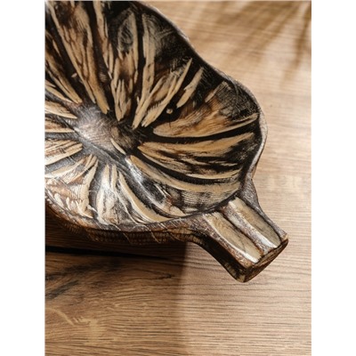 Блюдо «Лист», 35×18×6 см, дерево Джати