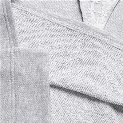 Футболка с кружевным декором, Рискованный тренд