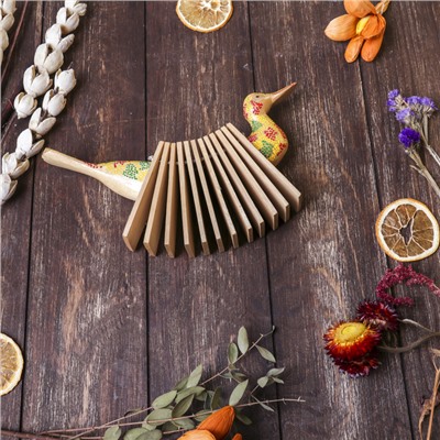 Сувенирный музыкальный инструмент «Трещотка крокодил пятнистый», 4×27×9 см, дерево, МИКС