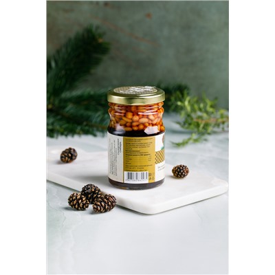 Кедровый орех в сиропе из сосновой шишки / стекло / 220 гр / Солнечная Сибирь