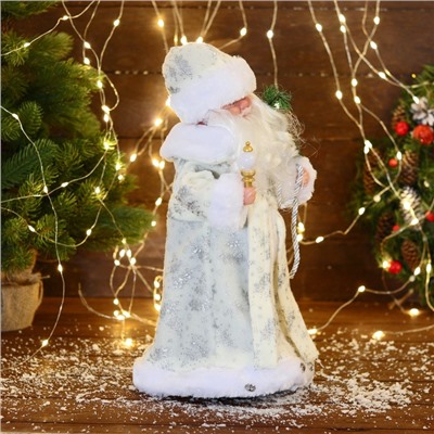 Дед Мороз под ёлку «Зимнее волшебство. Новогодняя игрушка» двигается, с подсветкой, 38 см