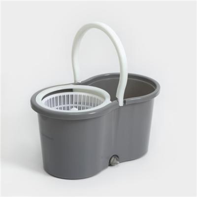 Швабра с отжимом и ведром на колёсиках с пластиковой центрифугой Доляна, 14 л, швабра, запасная насадка из микрофибры, МИКС