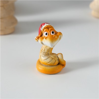 Фигурка полистоун «Добрый змей в новогоднем колпаке», 2.5×2.5×4 см, МИКС