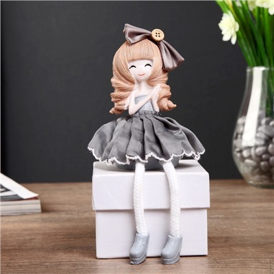 Фигурка настольная полистоун «Малышка длинные ножки в платье с пышной юбкой, с бантом», на полку, 17×8×8 см, МИКС