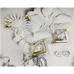 Серьги стильные