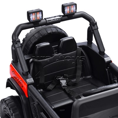 Электромобиль "Крутой водитель" на аккумуляторе, с р/у управлением, в коробке (красный)