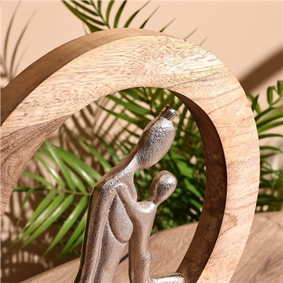 Сувенир интерьерный в деревянном кольце «Мама», 30×8×33 см