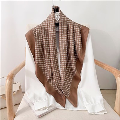 Платок шелковый на голову и шею весенний, мультицвет