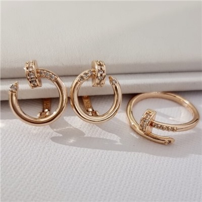 Комплект ювелирной бижутерии коллекция "Дубай" серьги и кольцо 19 р, покрытие позолота, вставка: фианиты, цвет: прозрачный, арт.314.897-19