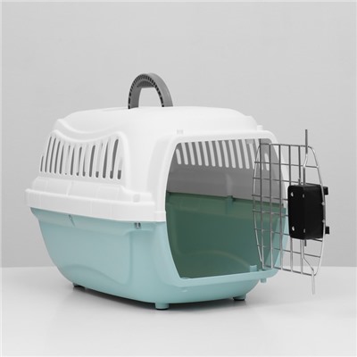 Переноска для животных пластиковая с металлической дверью 47×32.5×30 см, вес до 9 кг, голубая 9343