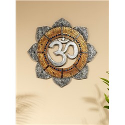 Панно резное «ОМ», 40×40×0.6 см, золотой край