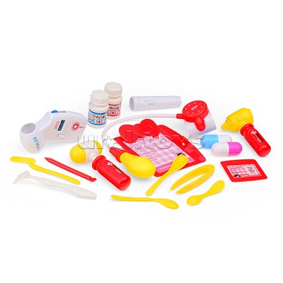 Набор доктора "Маленький доктор" в чемодане