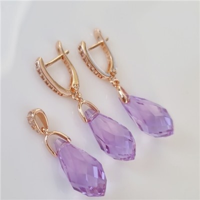 Комплект ювелирной бижутерии коллекция "Дубай" серьги и кулон, покрытие позолота, вставка: искусственный кристалл под Сваровски, цвет: сиреневый, арт.314.829
