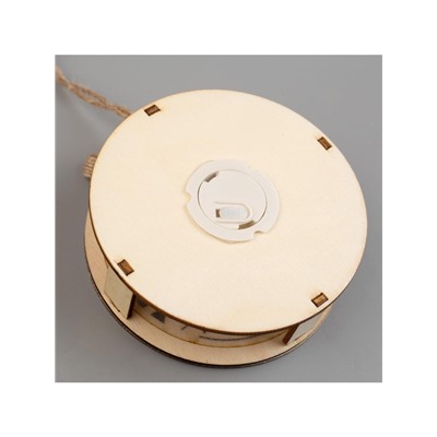 Ёлочная игрушка «Шар с оленёнком», 10×10×3 см, от батареек, свечение тёплое белое