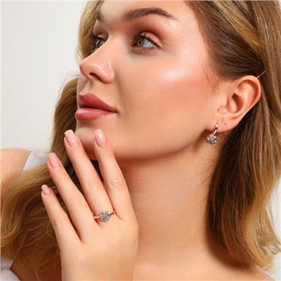 Комплект ювелирной бижутерии коллекция "Дубай" серьги и кольцо 19 р, покрытие позолота, вставка: фианиты, цвет: голубой, арт.213.975-19