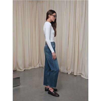 Актуальная коллекция CONTE CON-814 Синие джинсы relaxed mom с эффектом потёртостей