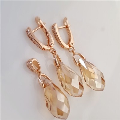 Комплект ювелирной бижутерии коллекция "Дубай" серьги и кулон, покрытие позолота, вставка: искусственный кристалл под Сваровски, цвет: ваниль, арт.314.823