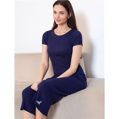 Футболка с круглым вырезом из фактурного трикотажа в рубчик