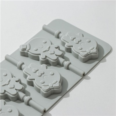 Форма для леденцов Доляна «Девочка, мальчик», силикон, 24×9.5 см, 6 ячеек, с палочками, цвет МИКС