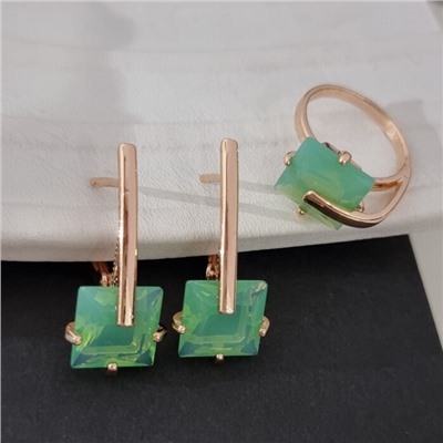 Комплект ювелирной бижутерии коллекция "Дубай" серьги и кольцо 19 р, покрытие позолота, вставка: стекло, цвет: зеленый, арт.414.169-19