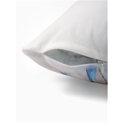 Подушка декоративная новогодняя «Этель» Silver Hoof, 40×40 см, велюр