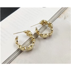 Серьги стильные