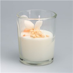 Ароматическая свеча в стакане Sweet Love, гардения, 5.5×6.5 см