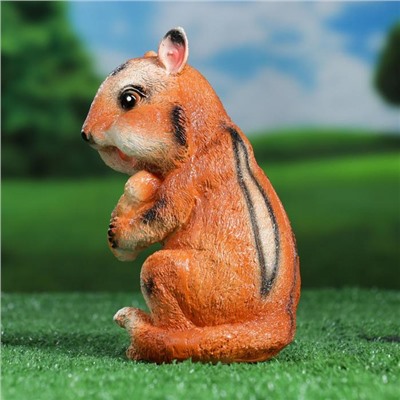 Садовая фигура из гипса «Бурундук Боря», 10×16×19 см