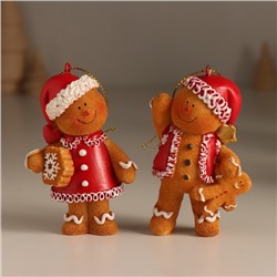 Фигурка-подвеска полистоун «Имбирный снеговик в новогоднем наряде», ёлочная игрушка, 5.5×4×8.5 см, МИКС