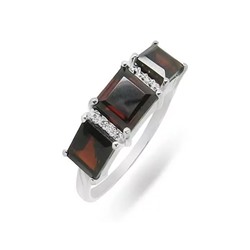 Кольцо из серебра гранат, Сара
