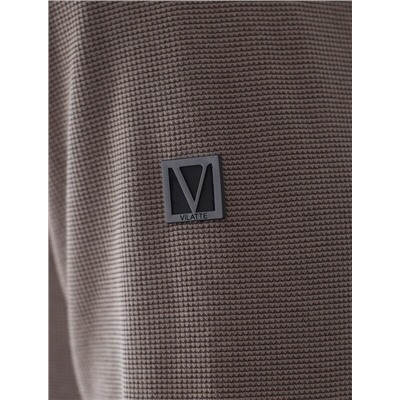 Лонгслив из мягкого фактурного трикотажа с плетеным воротником поло на молнии