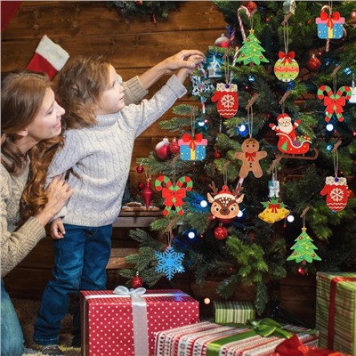 Новогодние елочные игрушки-заготовки из дерева для раскрашивания. Набор 12 штук с веревками