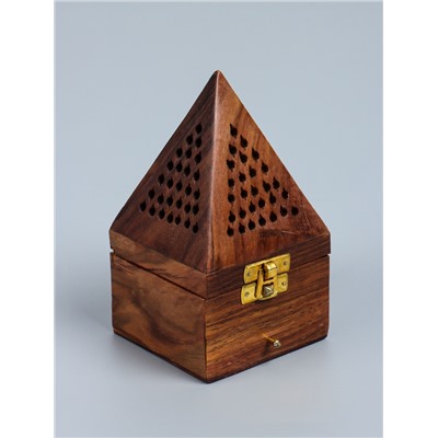 УЦЕНКА Подставка под благовония в форме пирамиды «Джали», 9×9×15.5 см, дерево шишам