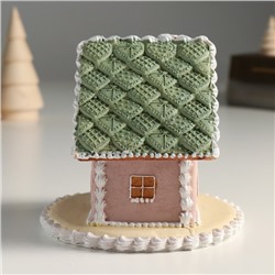 Фигурка полистоун «Пряничный домик серый с зелёной крышей», 12.5×12.5×11.5 см