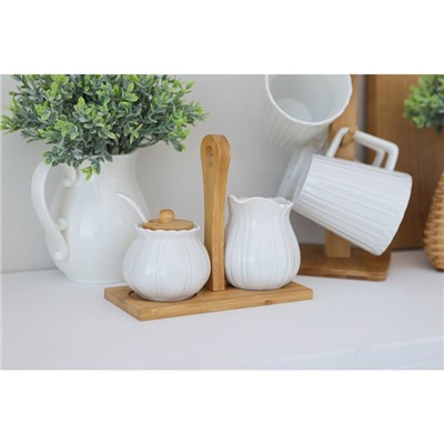 Набор фарфоровый сервировочный BellaTenero «Тюльпан», 4 предмета: молочник 200 мл, сахарница с крышкой 170 мл, бамбуковая подставка, ложка, белая