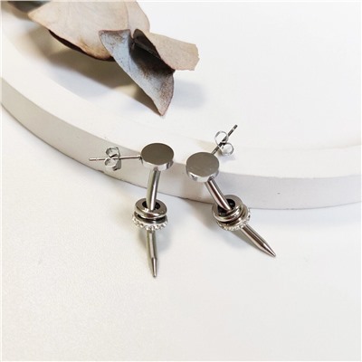 Серьги из стали Гвоздь