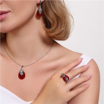 Комплект ювелирной бижутерии серьги, кулон и кольцо 18 р, покрытие: посеребрение, вставка: фианит и искусственный камень, цвет: бордовый и графитовый, Уценка, арт.08.3594-18 (314.808-18)