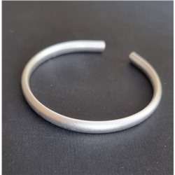 Браслет женский раздвижной на руку, жесткий металический, покрытие посеребрение, №016035, арт. 001.341