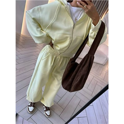 Спортивный костюм #23117162