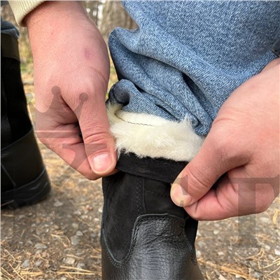 Мини монголки черные, литая подошва