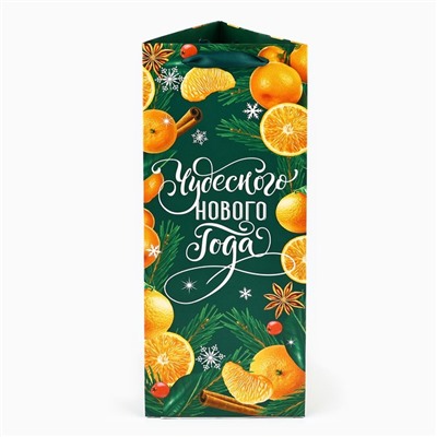 Пакет подарочный под бутылку треугольный «Новый год», 13×32×11 см