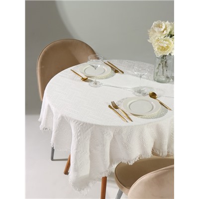 Скатерть «Этель», белая, фактурная, 130×130 см