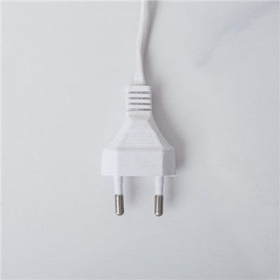 УЦЕНКА Световой прибор «Хрустальный шар» 7.5 см, свечение RGB, 220 В, белый