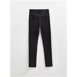 Skinny CONTE CON-671 Черные джинсы skinny с эффектом потертости и необработанным краем
