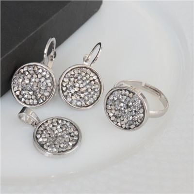 Комплект ювелирной бижутерии коллекция серьги, кулон и кольцо 17 р, покрытие: посеребрение, вставка: кристаллы, цвет: прозрачный, арт.213.798-17