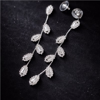 Серьги бижутерия висячие вечерние с камнями, цвет: серебристый и прозрачный, арт.012.064